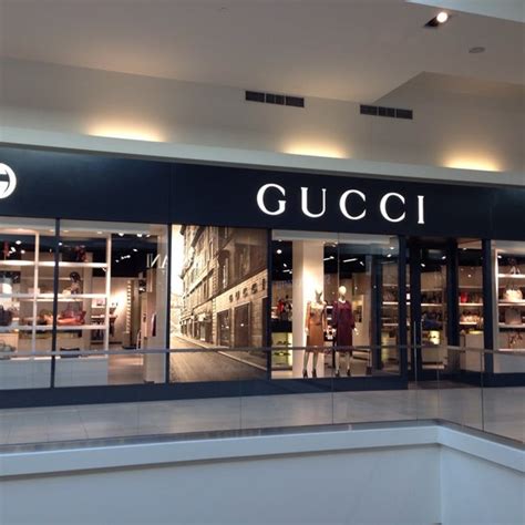 gucci premium outlet store locations